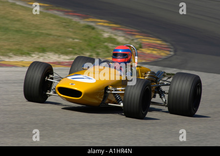 Richard Griot Rennen seinen 1967 McLaren M4 Formel 2-Wagen bei der Kohler International Challenge mit Brian Redman 2006 Stockfoto