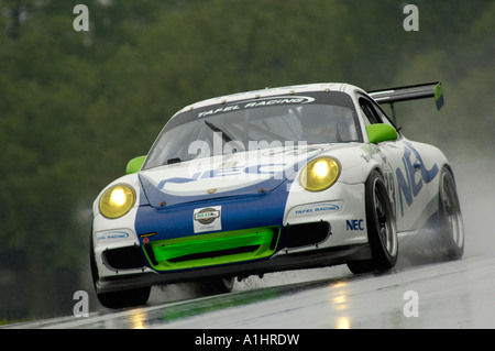 Die Tafel Racing Porsche GT3 Cup angetrieben von Andrew Davis und und Jim Tafel bei der Emco Gears Classic in Mid-Ohio, 2006 Stockfoto