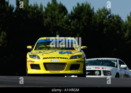 Der Speedsource Mazda RX-8 raste durch Scott Schlessinger und Ken Dobson in Mid-Ohio Sports Car Course 2006 Stockfoto