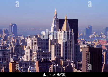 USA New York City Midtown Manhattan mit Blick auf Downtown Financial District städtischen Landschaft Stockfoto