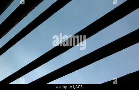 Abstraktes Strichkunstmuster in Farbe, ideal für Design, Hintergrund oder moderne Illustrationen. Stockfoto