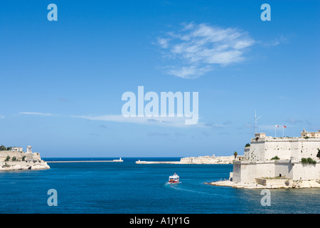 Blick auf den Grand Harbour und Fort St. Angelo aus Senglea, Valletta, Malta Stockfoto