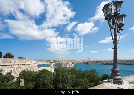 Blick über den Grand Harbour und Vittoriosa, Senglea, Valletta, Malta Stockfoto