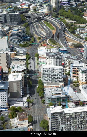 Hobson St und Autobahnen angesehen vom Skytower Auckland Nordinsel Neuseeland Stockfoto