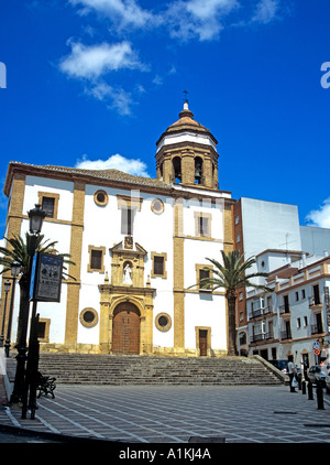 RONDA COSTA DEL SOL Spanien Europa April Iglesia Convento le Merched in dieser beliebten historischen Stadt Stockfoto