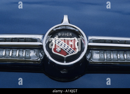 Buick-Serie 40-Special von 1955. Amerikanische Autohersteller 1903 bis heute Stockfoto