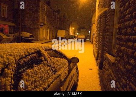 Freak Schneesturm Blizzard in Cirencester Stockfoto