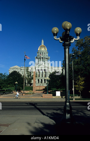 Coilorado State Capitol Building vom gegenüberliegenden Straßenseite auf den West-Sommer in der Mile High City Stockfoto