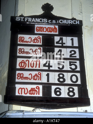 CHRISTIANITY Hymn Board in St. Francis Church in Cochin, State of Kerala, Indien Stockfoto