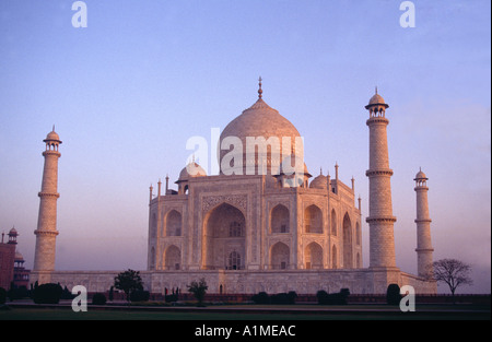 Agra Indien Taj Mahal Sunrise Stockfoto