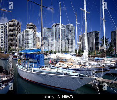 USA - HAWAII: Ala Wai Hafen am Waikiki Stockfoto