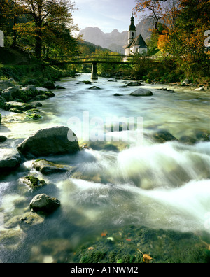 DE - Bayern: Die Kirche St. Sebastian in Ramsau Stockfoto