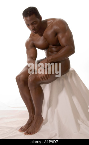 Afroamerikanischer männlicher Bodybuilder mit muskulärer Kraft, USA. Stockfoto
