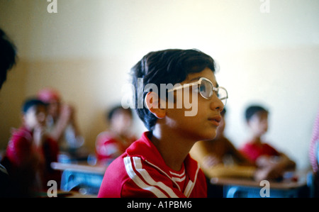 Saudi Arabien School Boy Stockfoto