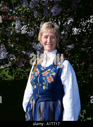 Frau trägt ein Bunad, Norwegen. Stockfoto