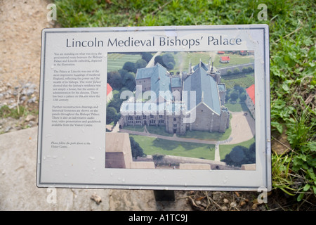 Melden Sie sich die mittelalterlichen Bischofspalast, Lincoln, England Stockfoto