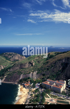 Praia Vermelha, vermelha Strand, Blick von der Fahrt mit der Seilbahn, teleferico, Rio de Janeiro, Rio de Janeiro, Brasilien, Südamerika Stockfoto