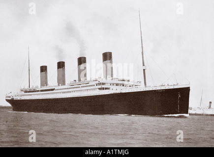 Die 46.328 Tonnen RMS Titanic der White Star Line Stockfoto