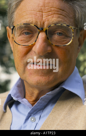 FINANZIER GEORGE SOROS IN SEINEM HAUS SEPT. 1995 Stockfoto