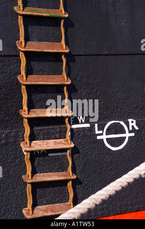 Leiter und Ladelinie auf Seite des Schiffes, Star of India, San Diego Stockfoto