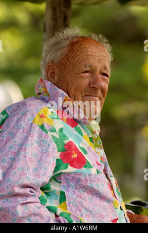 Portrait des alten Mannes auf seiner Farm in ländlichen Westen Rockport Maine USA Stockfoto
