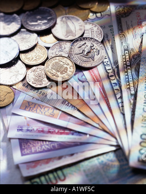 Verschiedene Stücke von Währung, aus verschiedenen Ländern. Stockfoto