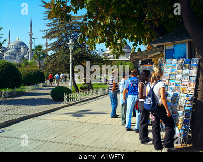 Postkarte-Stand in Sultanahmet Park in Istanbul Stockfoto