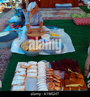 Traditionellen Pfannkuchen und Kuchen kochen Stockfoto