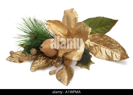 Esstisch Kleid Dressing Kranz Weihnachten dekorieren Dekoration Display grün Winter Yule Yuletide handgemachte Evergreen Weihnachten Blatt Stockfoto