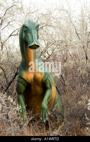 Ein Replikat einer Ente in Rechnung gestellt Dinosaurier an der Calgary Zoo Prehistoric Park in Calgary Alberta Kanada Stockfoto