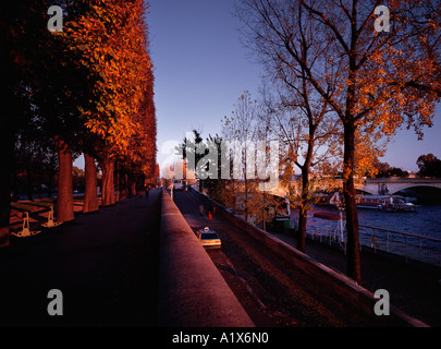 Einen schönen Nachmittag im Herbst, Seine Fluss, Paris, Frankreich. Stockfoto