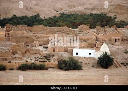 Ruinen des alten Dorfes Tamerza in Tunesien Stockfoto