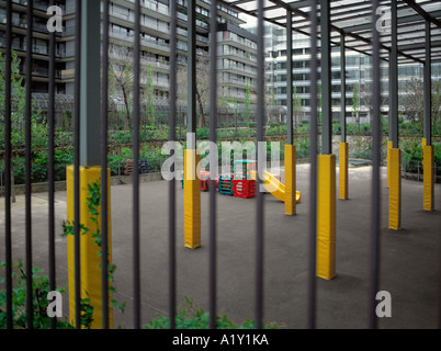 Spielplatz, Paris 13. Arrondissement (Bezirk), Frankreich. Stockfoto