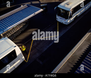 Air France Busse warten am Flughafen Orly, Paris Frankreich. Stockfoto