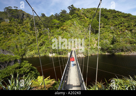 Brücke über den Kohaihai River Heaphy Track in der Nähe von Karamea Kahurangi Nationalpark Westküste Südinsel Neuseeland Stockfoto