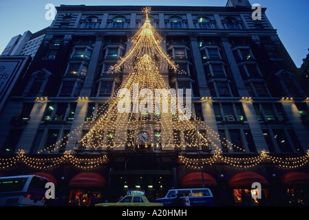 Der Weihnachtsbaum-Beleuchtung des Kaufhauses in New York-Vereinigte Staaten von Amerika-Nordamerika Stockfoto
