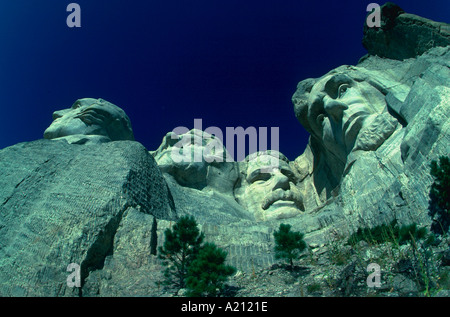 Mount Rushmore mit den Gesichtern der Präsidenten George Washington Thomas Jefferson Theodore Teddy Roosevelt und Abraham Lincoln Stockfoto