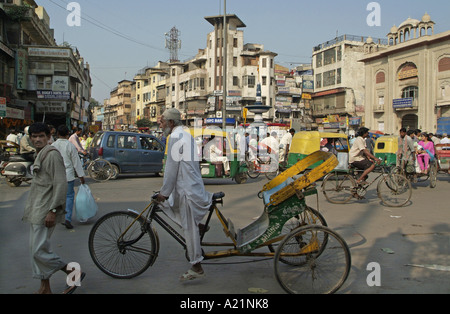 Die belebten Straßen von Chandni Chowk in Delhi Indien Stockfoto