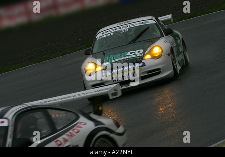 Porsche Carrera auf Rennstrecke Knockhill Stockfoto