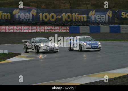 Porsche Carrera auf Rennstrecke Knockhill Stockfoto