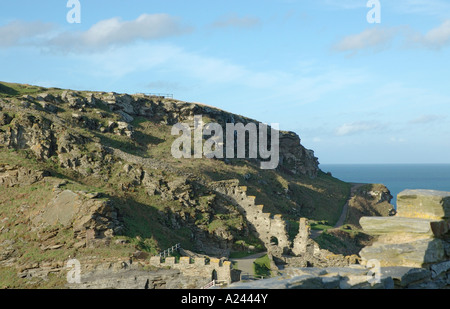 Tintagel Island und das Schloss Cornwall Stockfoto