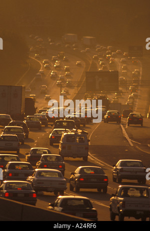 Stoßverkehr Atlanta Georgia verursacht Luftverschmutzung Stockfoto