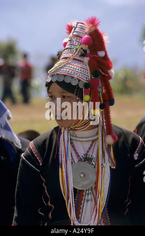 Akha-Frau in traditioneller Kleidung Neujahrsfest Mae Salong Bereich Chiang Rai Thailand Stockfoto