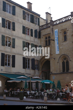 Charakteristischen Blick auf Backstreet Stadt Bayonne Centre Aquitaine Südwest-Frankreich Europa Stockfoto