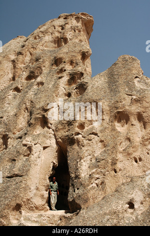 Entfernt alte Höhlenwohnungen in den Fels gehauenen, Burg, Uchisar, Kappadokien, Anatolien, Türkei, Asien Stockfoto