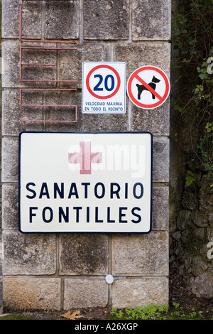 Vordere Eingangstor post, Fontilles Sanatorium, Vall de Laguar, Spanien Stockfoto