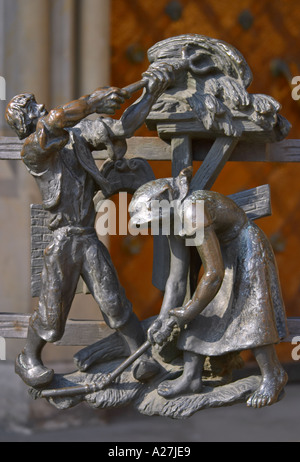 Bronze-Miniaturen von Jaroslav Horejc am St.-Veits-Kathedrale Prag Tschechische Republik Stockfoto