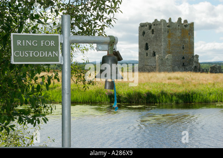 Threave Castle auf der Insel im Fluss Dee in der Nähe von Castle Douglas in Dumfries und Galloway South West Schottland Stockfoto