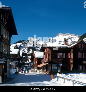 Geschäfte im Zentrum Ferienortes, Mürren, Schweizer Alpen, Schweiz Stockfoto