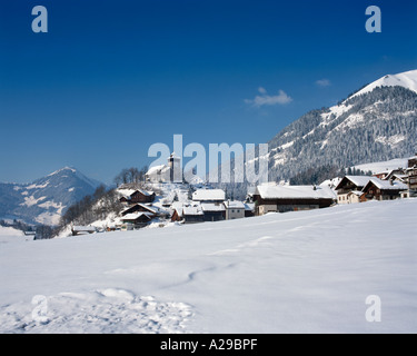 Blick über Resort, Chateau d ' Oex, Schweizer Alpen, Schweiz Stockfoto